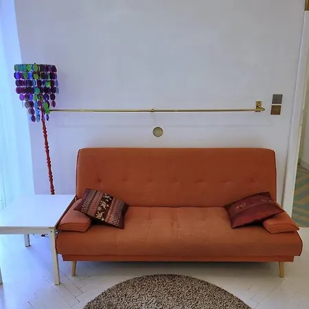 Pop Nowogrodzka Apartment Warsaw