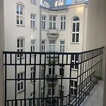 Pop Nowogrodzka Lägenhet Warszawa